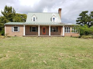3147 Harryhogan Rd, Callao, VA 22435