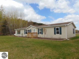 11638 W Madison Rd, Riverdale, MI 48877