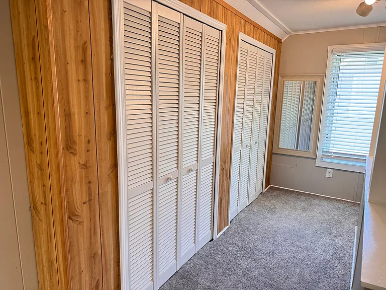 407 Roth Blvd — Photo 18