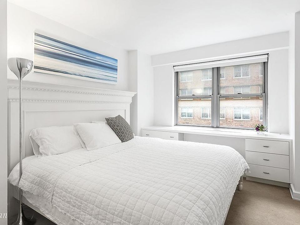 1st image of 10 W 15th St APT 721