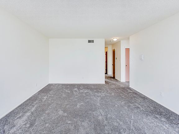 3rd image of 350 24th Ave APT 3