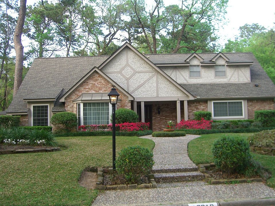 13816 Glen Erica