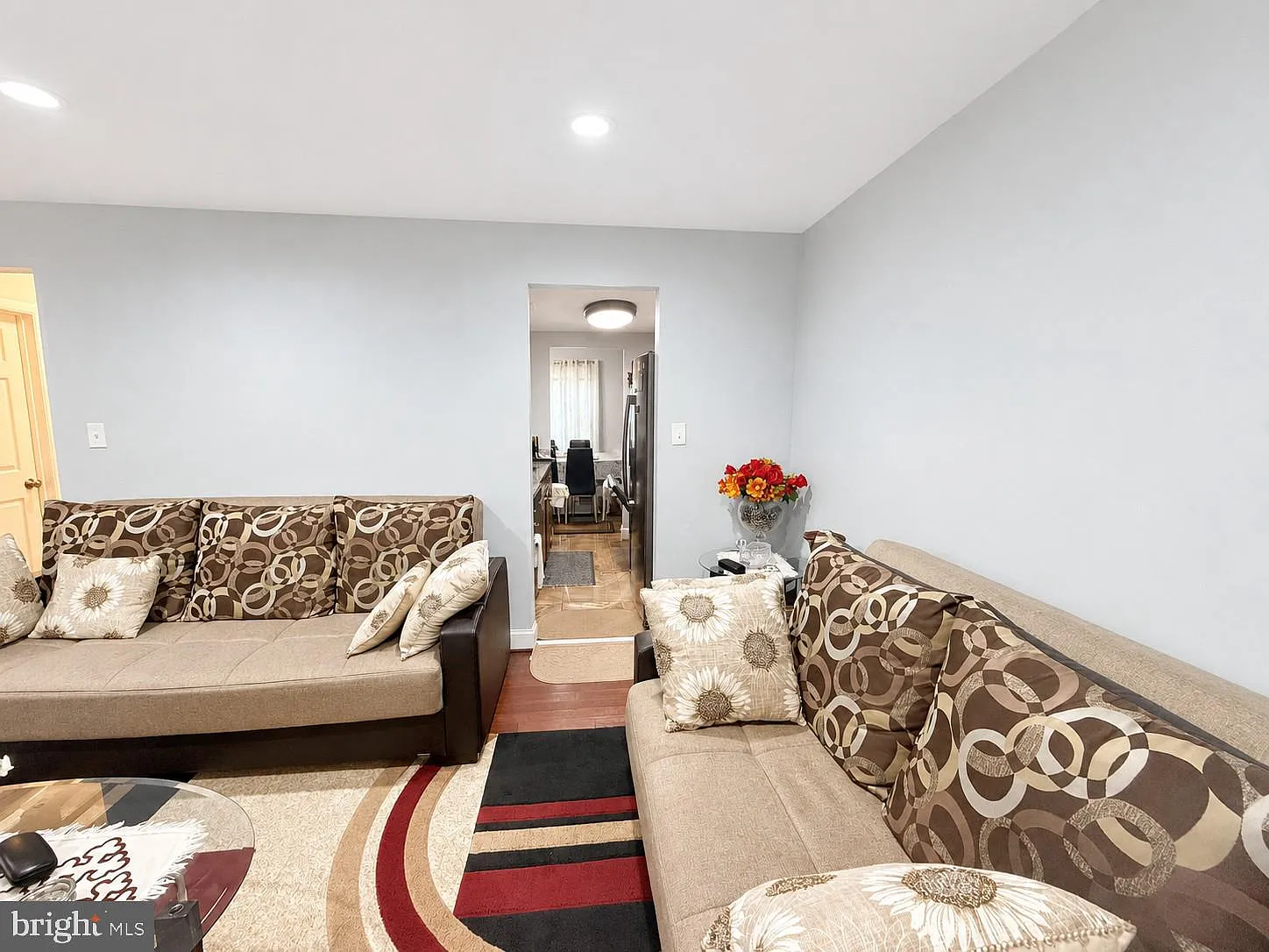 Rosedale Estates Condo — Photo 4