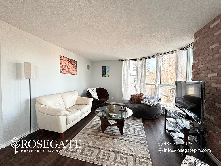 140 Dunlop St E #511 — Photo 9