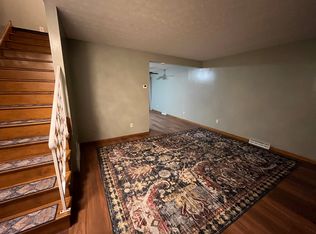 8-2431 Northland St, Cuyahoga Falls, OH 44221