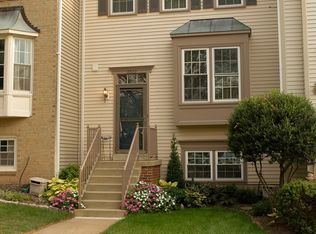 6923 Compton Valley Ct, Centreville, VA 20121