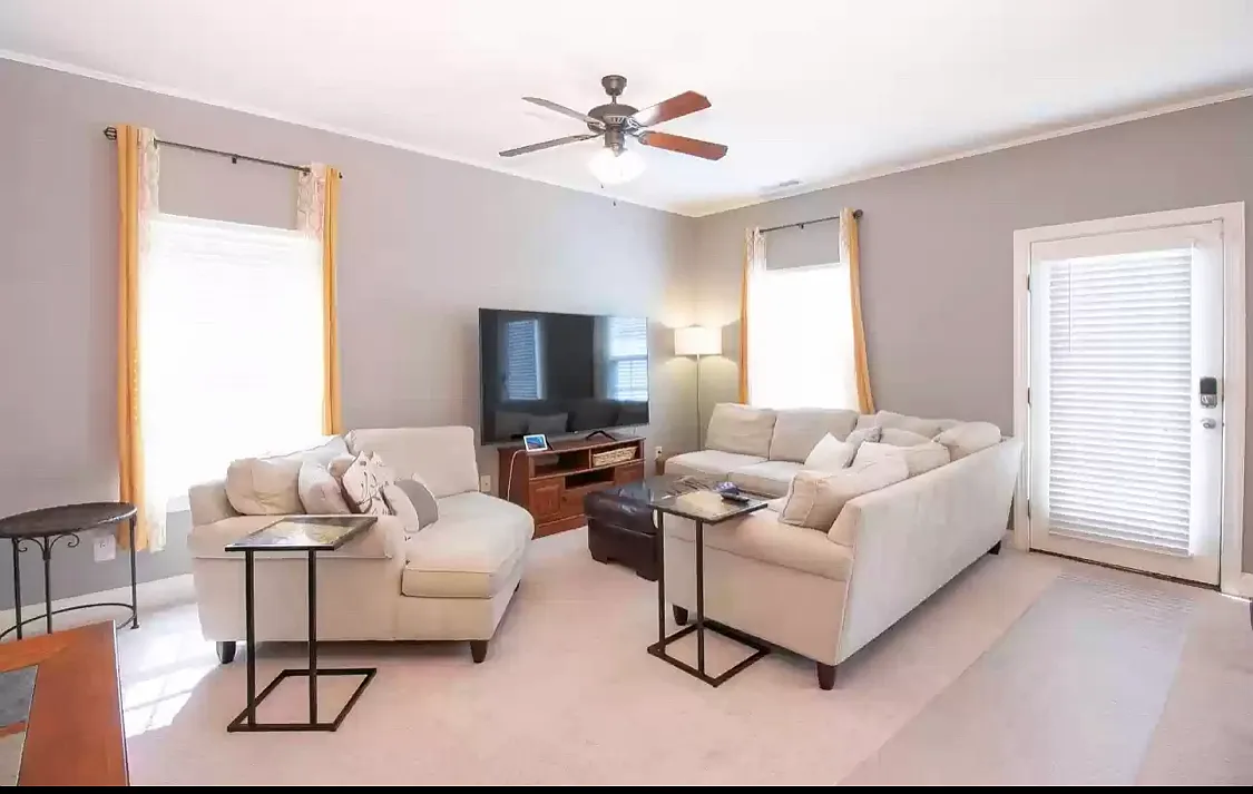 2 bed, 2.5 bath, 1776 sqft, $2,800 — Photo 4