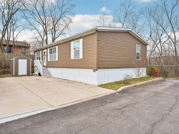 99 S Branch Rd, Winnetka, IL 60093