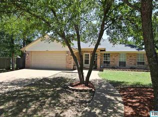 14 Whitehorse Cir, Morgans Pt Resort, TX 76513