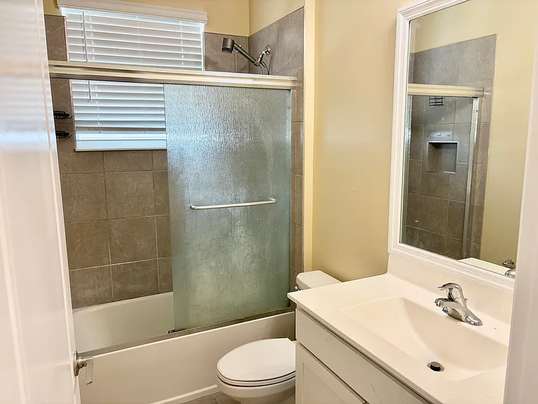 7962 NW Greenbank Cir — Photo 16