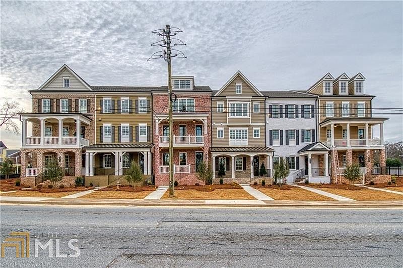 1st image of 275 Cherokee St NE #8