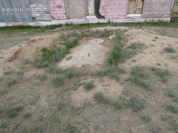 4th image of 33675 Big Springs Rd