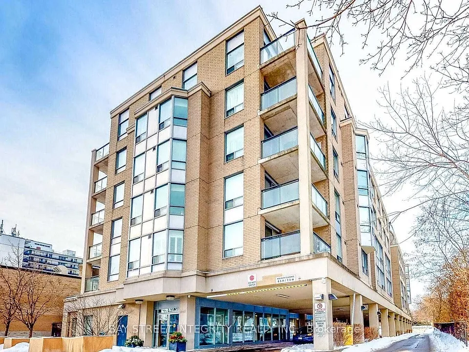 5940 Yonge St #605