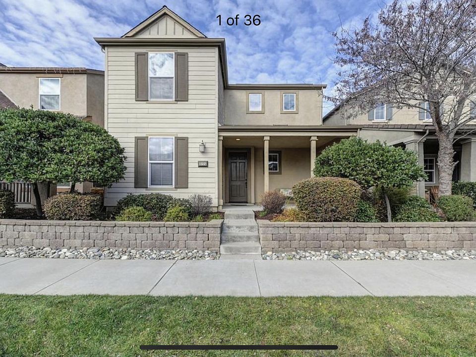 1st image of 3225 Village Center Dr