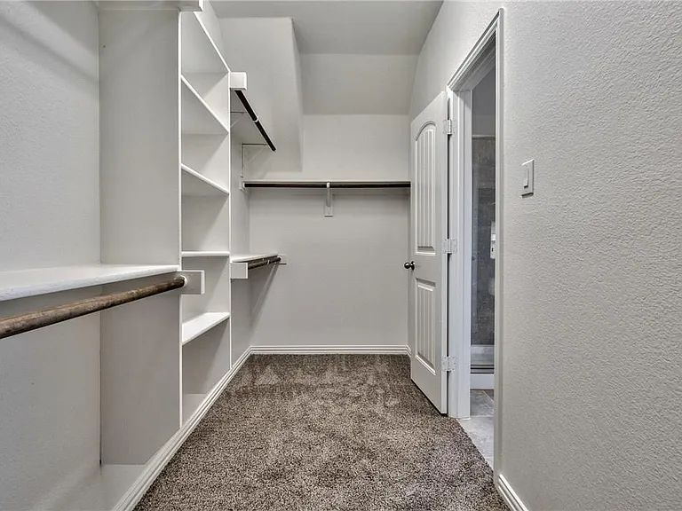 426 George Dr — Photo 13