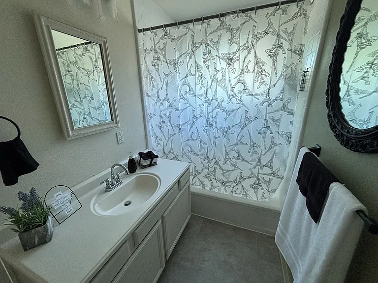 3308 Windsor Dr — Photo 10