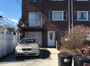 205 Hosmer Ave, Bronx, NY 10465