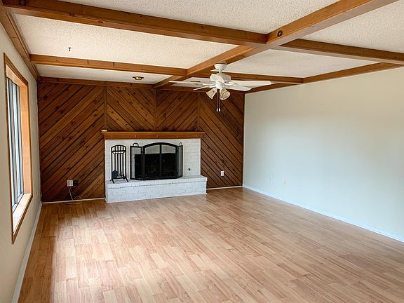 4th image of 8413 Fremont Ave