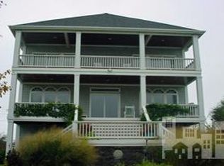 26 Pelican Dr, Wrightsville Beach, NC 28480