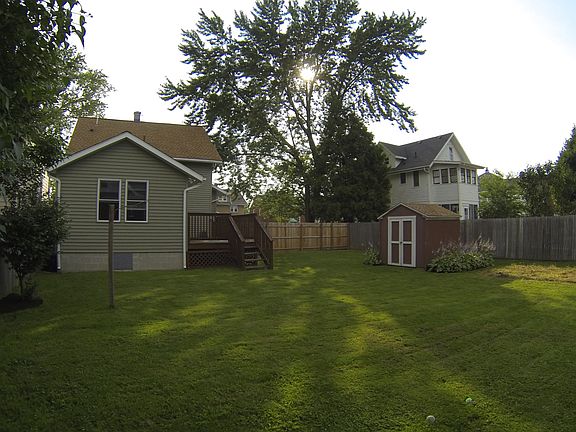 4th image of 2721 Elmwood Ave