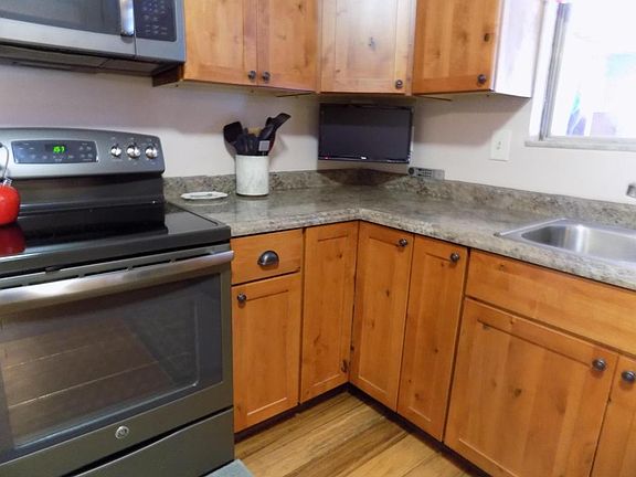 4th image of 5743 Saffron Ave