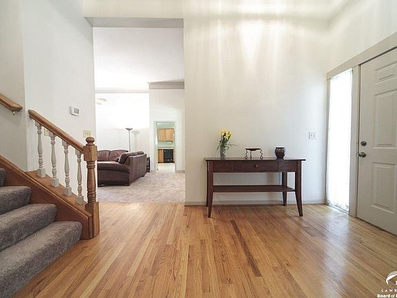 409  Jane Ct. Lawrence, KS listing photo #2