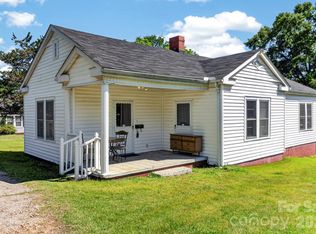 1365 Yancey St, Lancaster, SC 29720