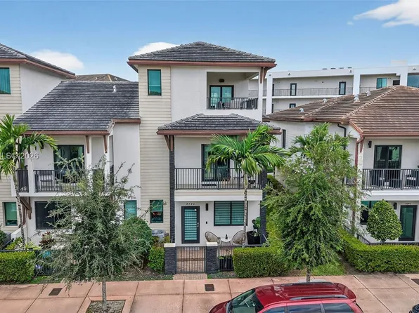 4740 NW 84th Ave #4740, Doral, FL 33166