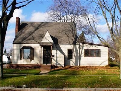 1st image of 605 Enterprise St