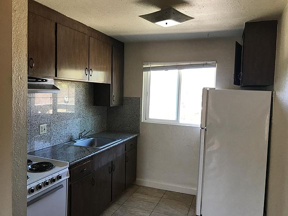 3rd image of 1259 Park Ave #27