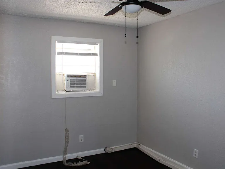 3910 Polly St #202 — Photo 2