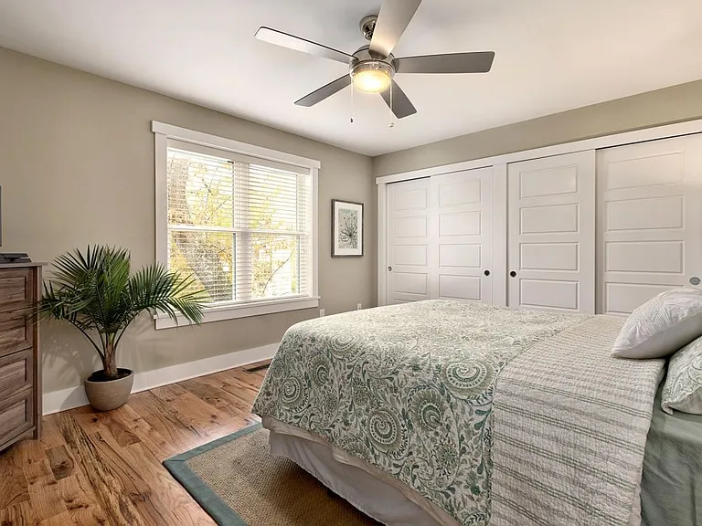 Ample Closet Space