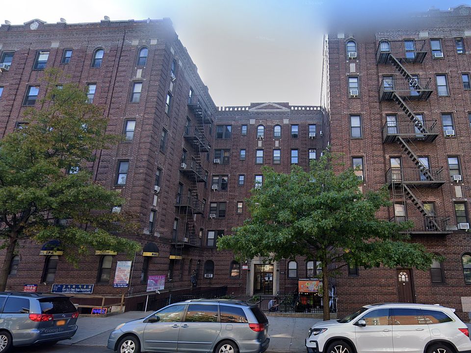 1st image of 40-02 Bowne St #2