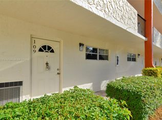 9800 N Hollybrook Lake Dr APT 109, Pembroke Pines, FL 33025