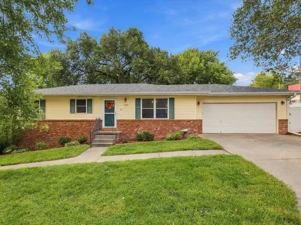 106 W 7th St, Malvern, IA 51551