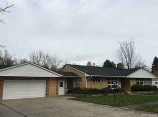 8766 Main St, Williamsville, NY 14221