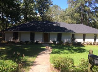 1706 Scenic Dr, Brandon, MS 39047