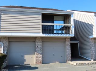 24 Crossway, Clinton, NJ 08809