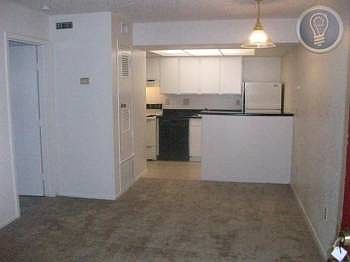 3rd image of 1824 S Ih 35 APT 201