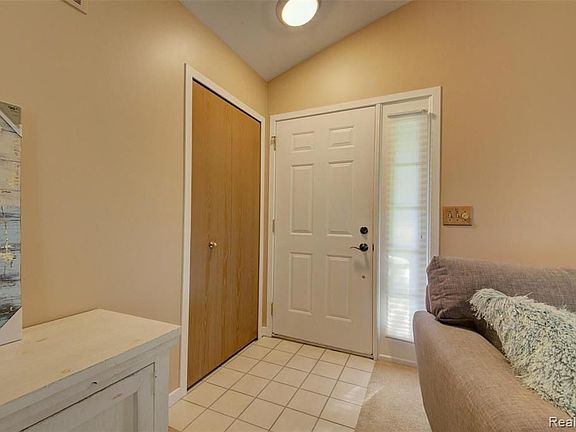 2nd image of 610 Winwood Cir