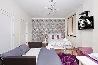 Rented by Eisenberg Exclusives