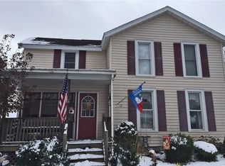 13 Cherry St, Perry, NY 14530