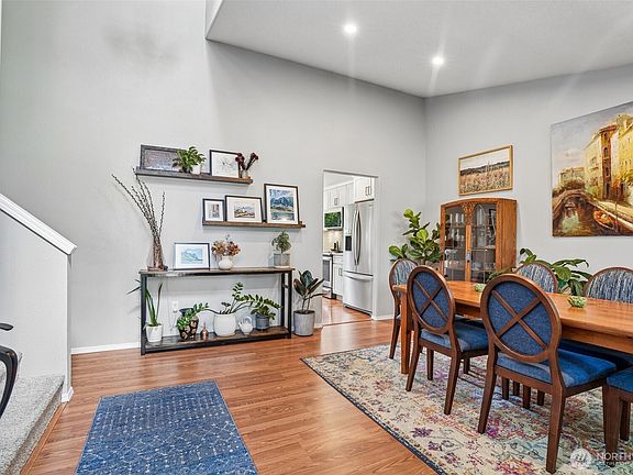 4th image of 1613 SE 184th Street