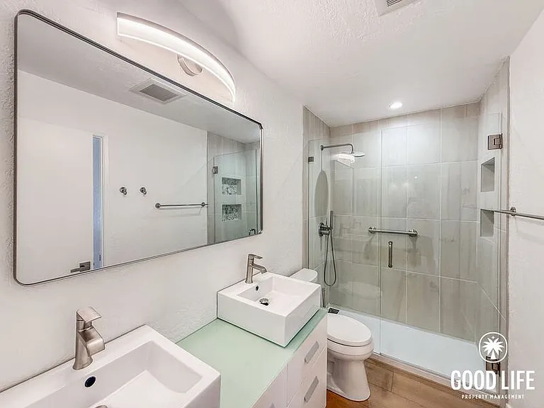 3731 Balboa Ter #B — Photo 9