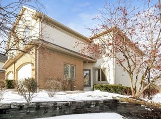870 W Goodrich Pl, Palatine, IL 60067