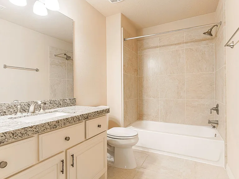 13417 Preston Cliff Ct — Photo 34