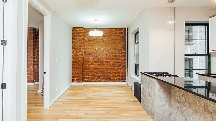 Rented by Nooklyn NYC LLC | media 6