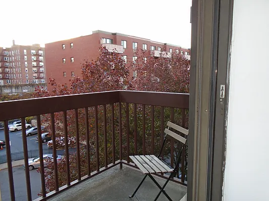 Rented by 18 REALTY | media 17