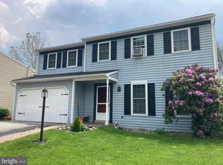 18 Wetherburn Dr, Downingtown, PA 19335
