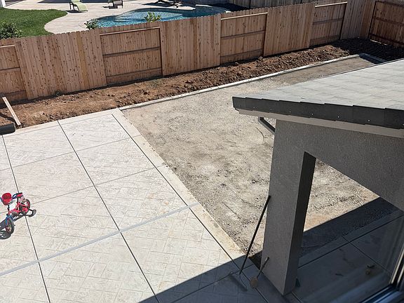 5th image of 10313 Lavigne Way